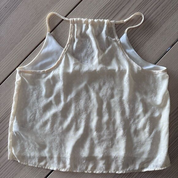 I Joah floral spaghetti strap high neck embroidered crop top in cream - LG - Picture 2 of 5